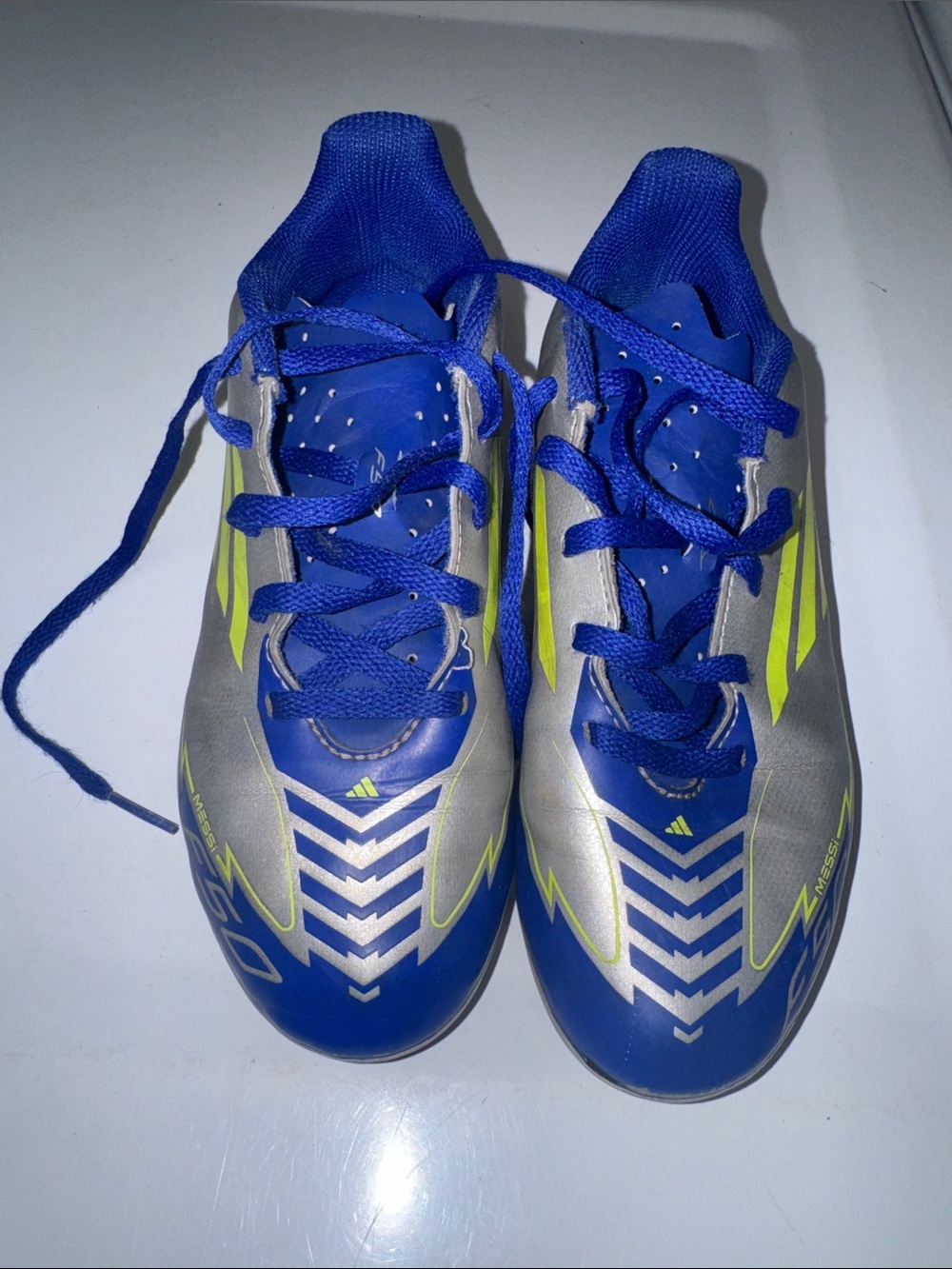 Adidas Messi F50 youth size 3 soccer cleats